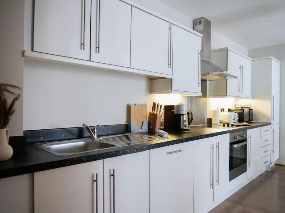 Apartmán Stylish Urban Sanctuary With Parking Londýn Exteriér fotografie